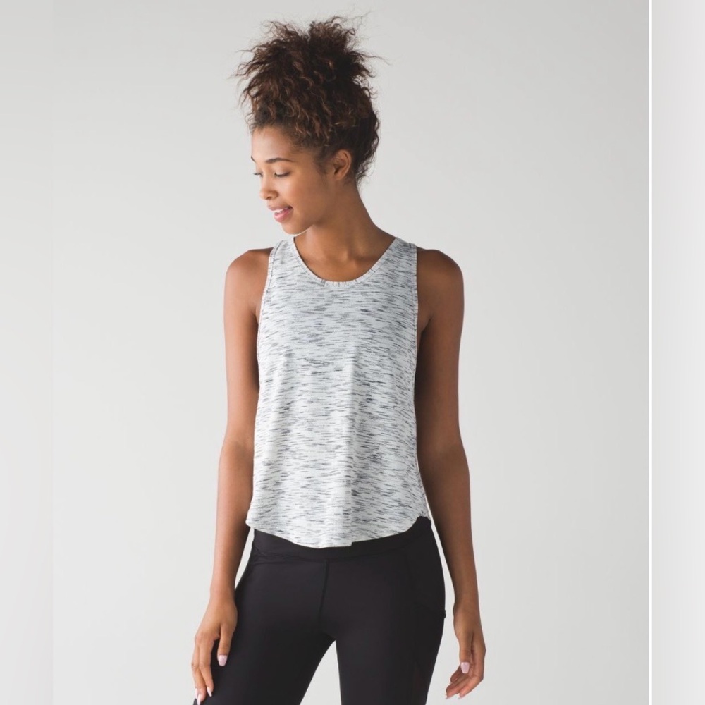 LULULEMON. Rush Hour Tank. Tiger Space Dye Black White. Size M.